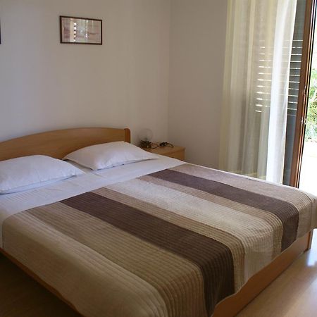 Apartment Ana M Krk Town Zewnętrze zdjęcie
