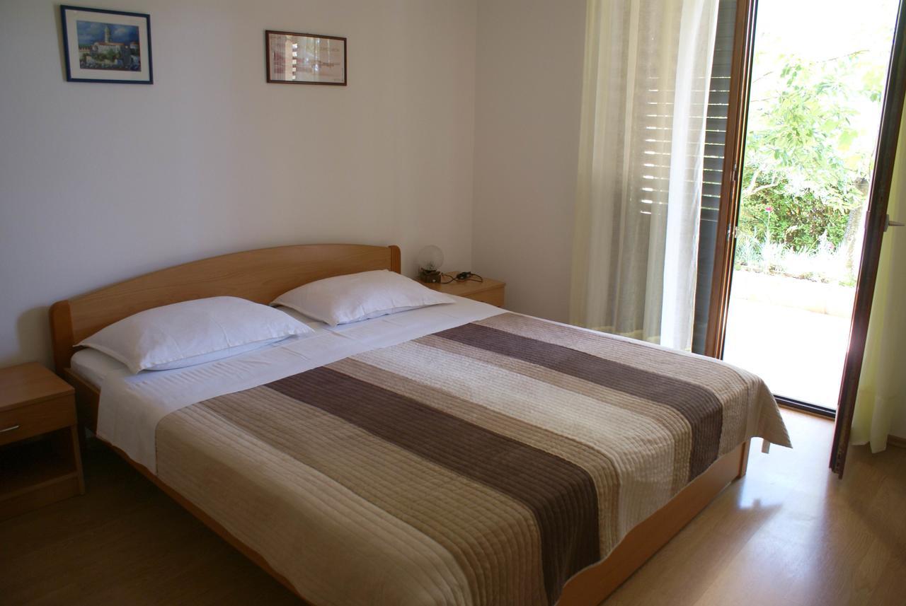 Apartment Ana M Krk Town Zewnętrze zdjęcie
